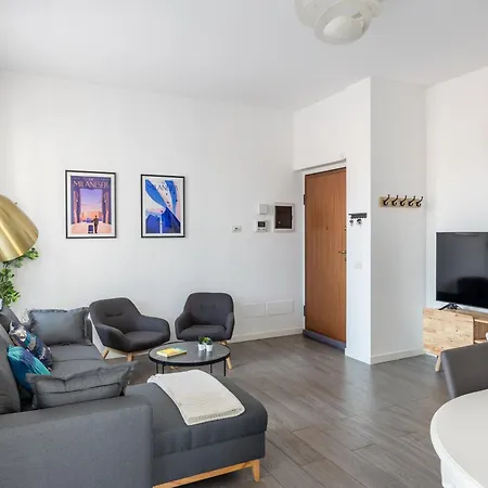 Bocconi'S Nest - Close To Duomo With Terrace Milan Exterior photo