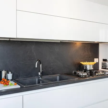 Bocconi'S Nest - Close To Duomo With Terrace Milan Exterior photo
